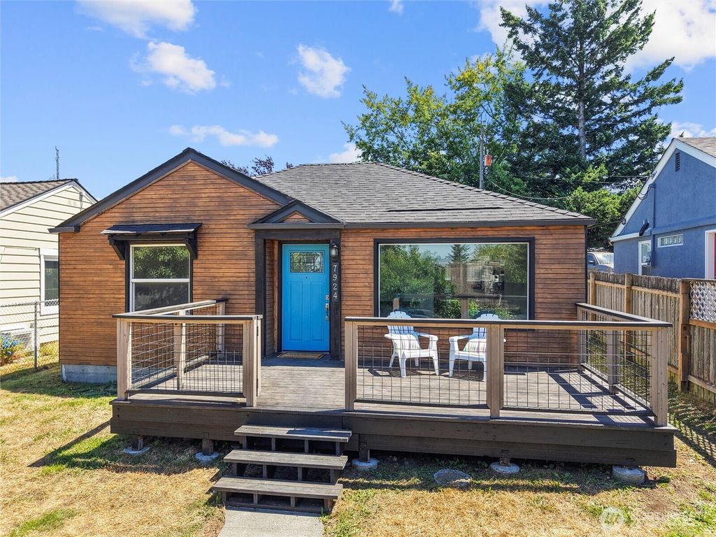 Photo of 7924 14th Avenue SW, Seattle, WA 98106 (MLS # 2406266)