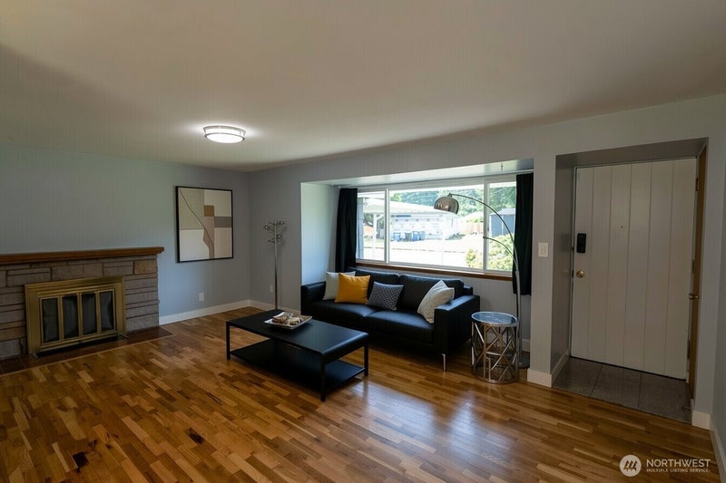 3 Fir Glen Drive SW