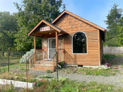 Photo of 1609 273rd Road, Ocean Park, WA 98640 (MLS # 2294801)