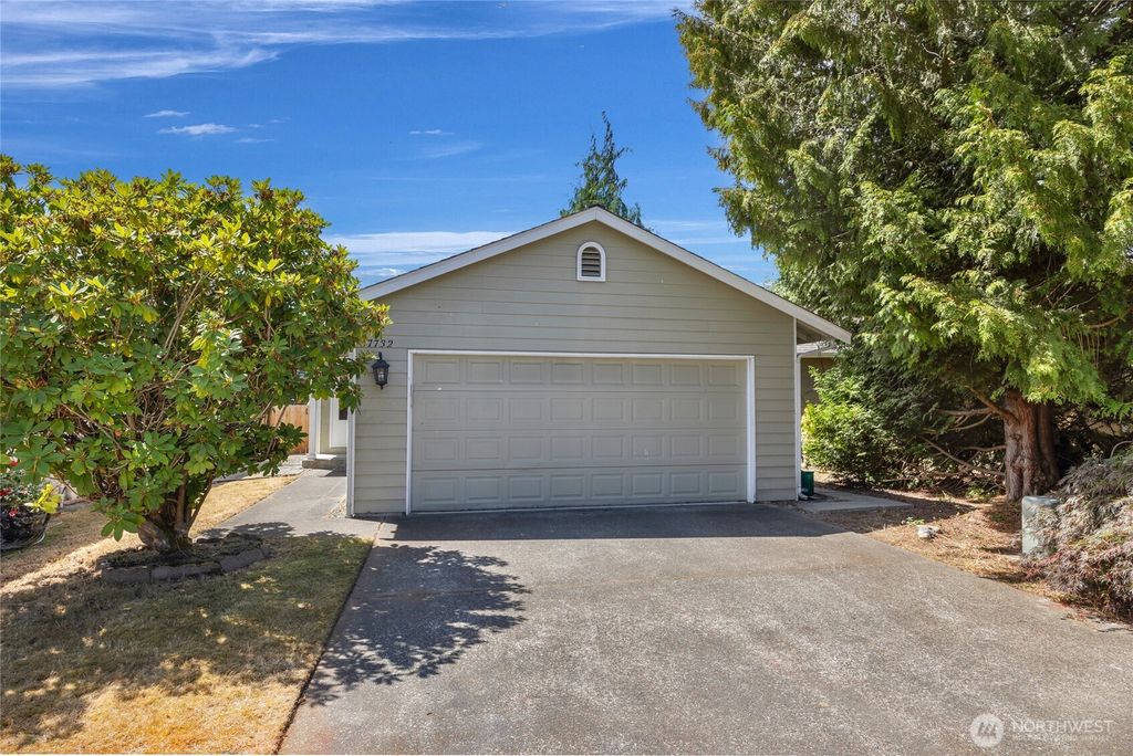 Photo of 17732 27th Avenue NE, Marysville, WA 98271 (MLS # 2420000)