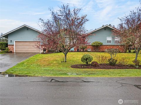 Photo of 1507 Ocean Beach Boulevard S, Long Beach, WA 98631 (MLS # 2490753)