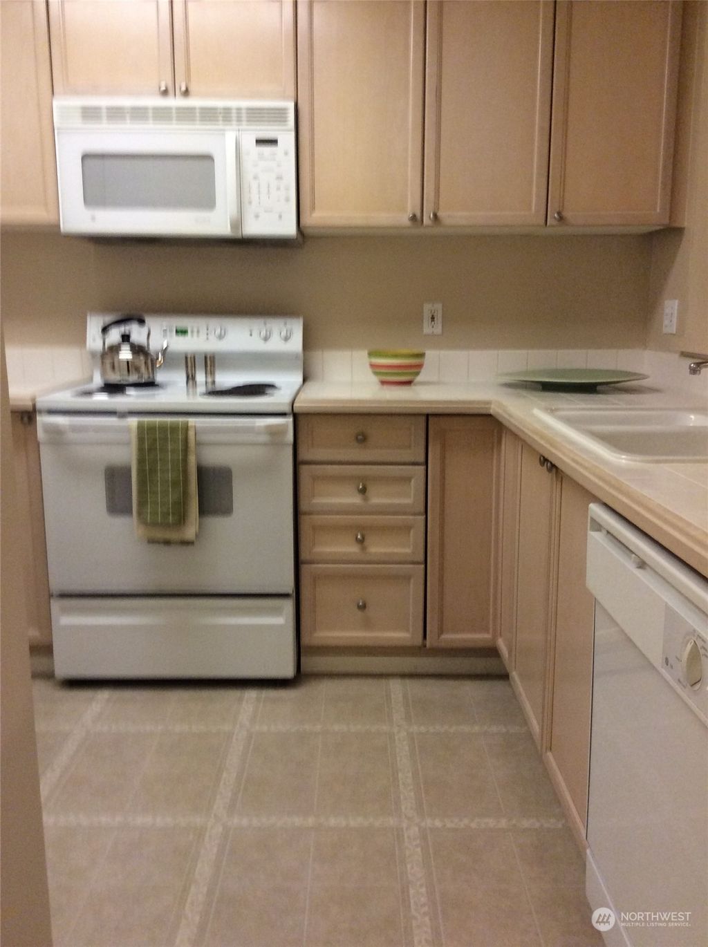 Photo of 18505 SE Newport Way #A204, Issaquah, WA 98027 (MLS # 2270079)