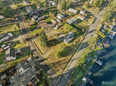 6707 W Lake Tapps Highway E Lake Tapps WA 98391