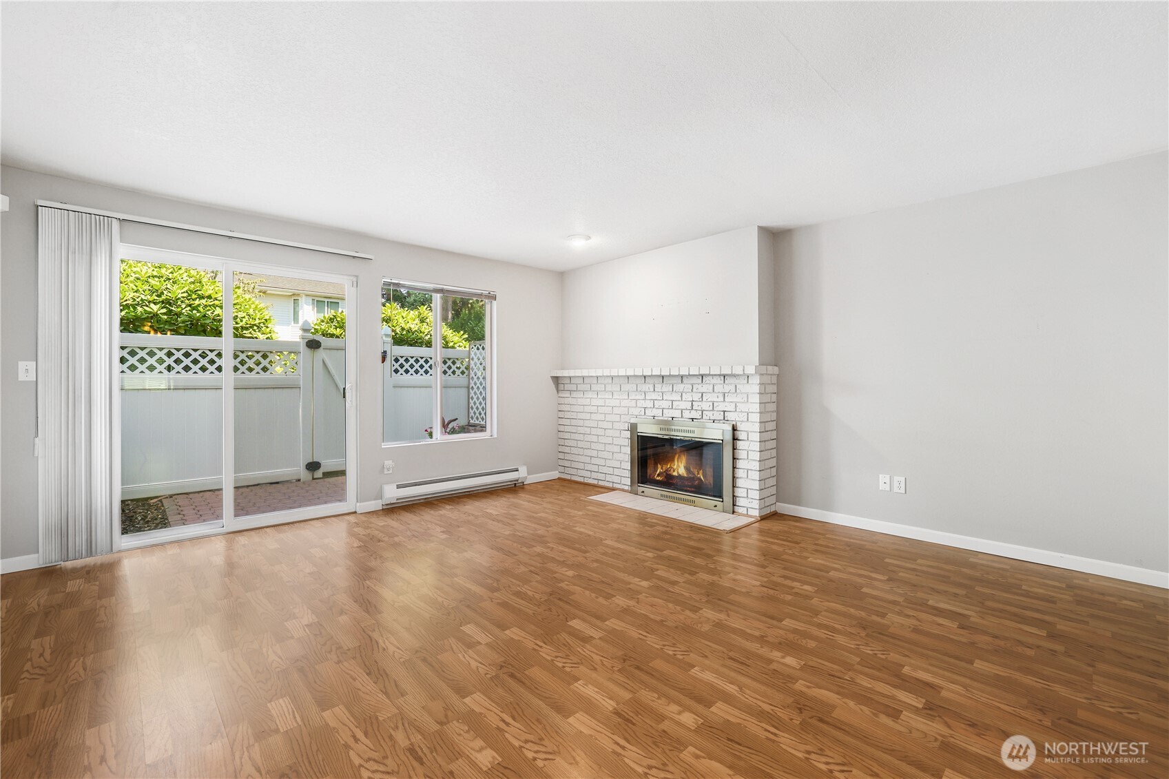 957 12th Street NE 1013
