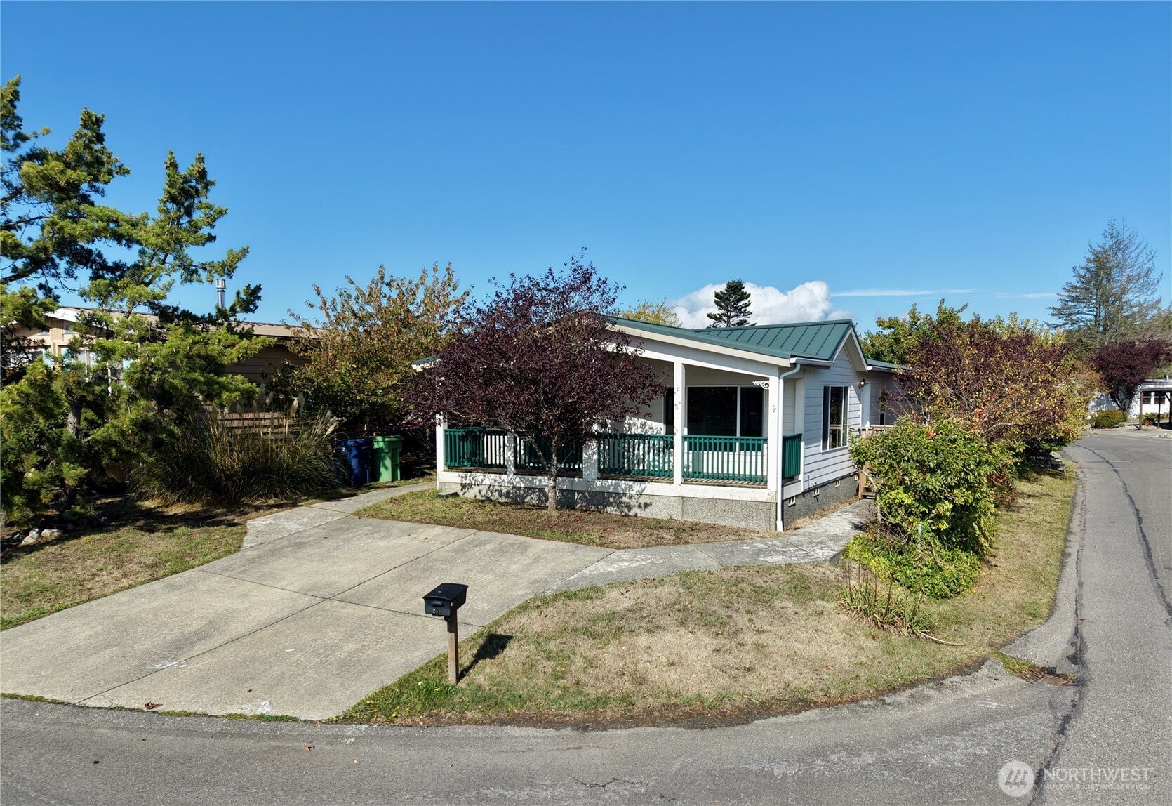2602 View Place