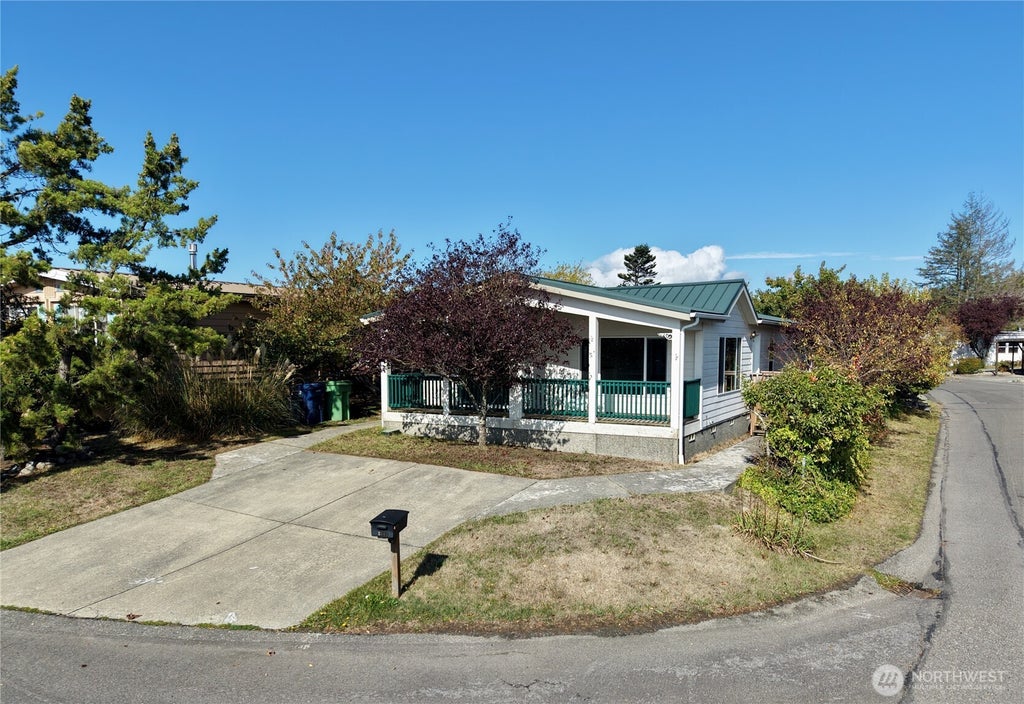 Photo of 2602 View Place, Anacortes, WA 98221 (MLS # 2590237)