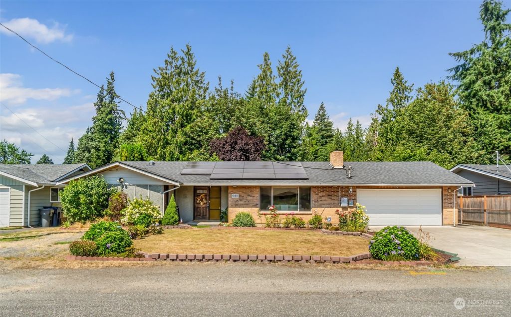 Photo of 5411 76th Place NE, Marysville, WA 98270 (MLS # 2276629)
