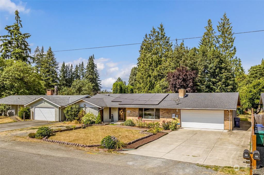 Photo of 5411 76th Place NE, Marysville, WA 98270 (MLS # 2276629)