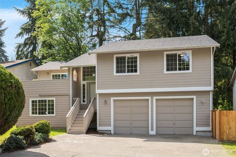 Photo of 919 SW 319th Place, Federal Way, WA 98023 (MLS # 2526678)