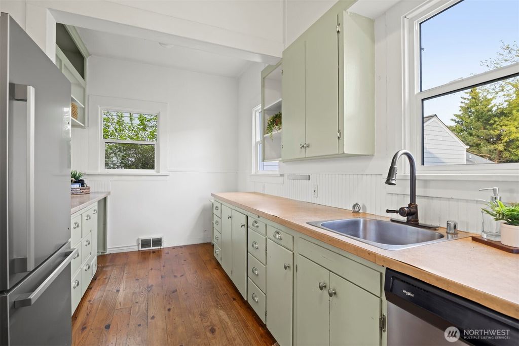 listing image 9368136282126974837