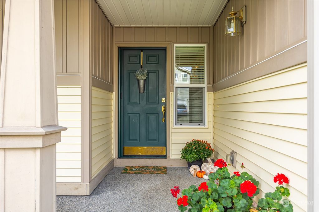 Photo of 11808 24th Street SE, Lake Stevens, WA 98258 (MLS # 2196010)