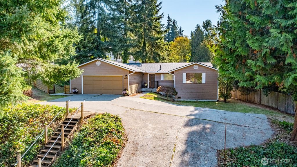 Photo of 18428 146th Avenue NE, Woodinville, WA 98072 (MLS # 2439772)