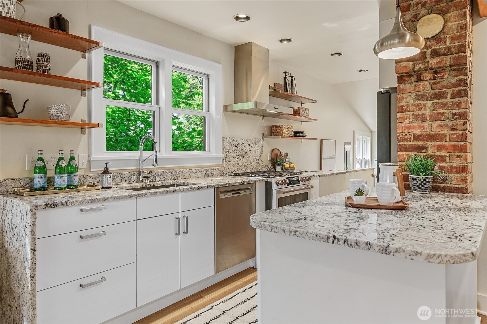 1612 NE 75th Street