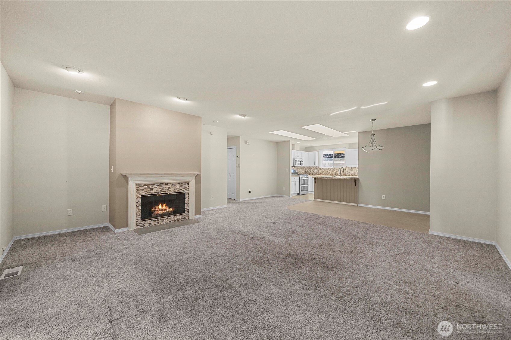 4505 7TH Street SE 13