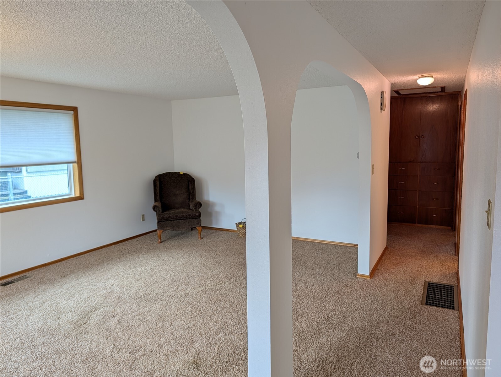 119 E Richmond Avenue