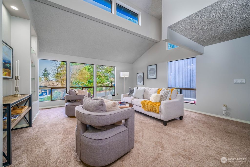 Photo of 519 SW 328th Court, Federal Way, WA 98023 (MLS # 2326883)
