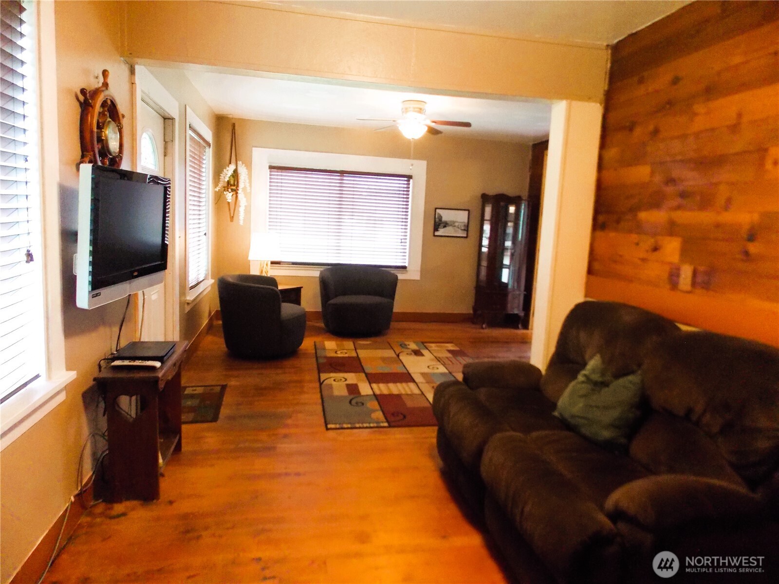 245 3rd Street