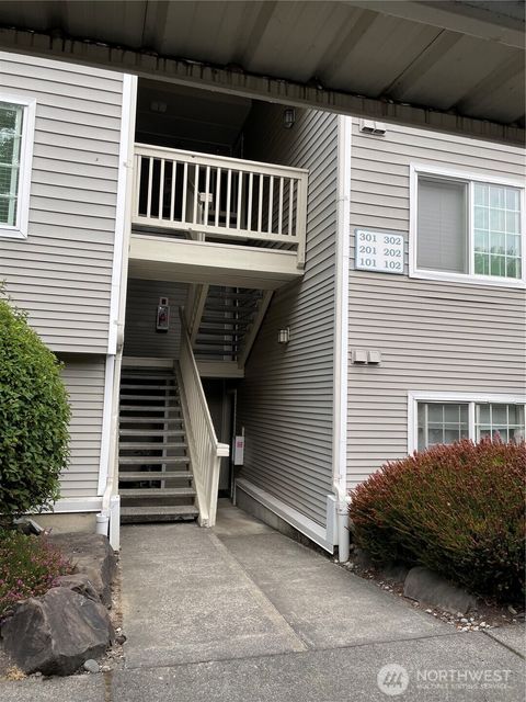 Photo of 13306 SE 272nd Street #H202, Kent, WA 98042 (MLS # 2436094)