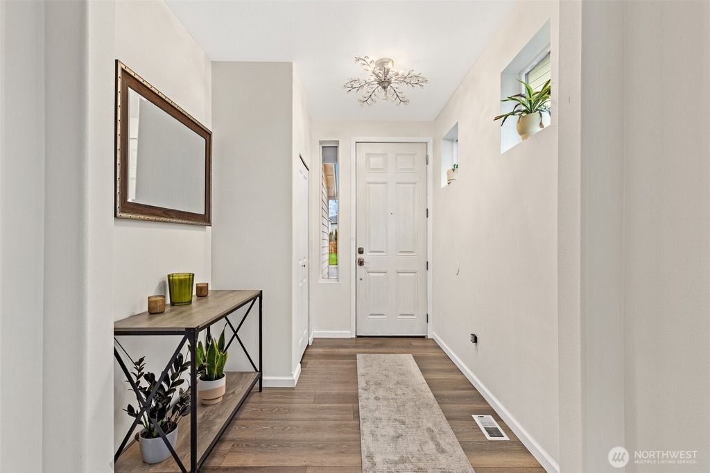 Photo of 9601 189th Street Ct E, Puyallup, WA 98375 (MLS # 2484228)