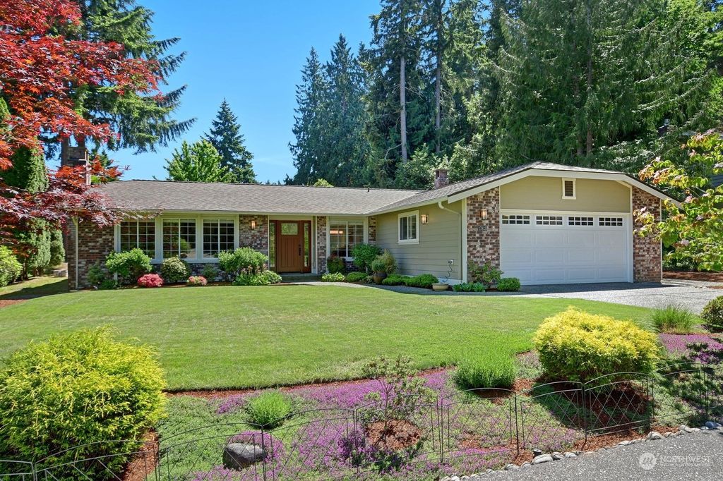 Photo of 17813 NE 26th Street, Redmond, WA 98052 (MLS # 2077833)