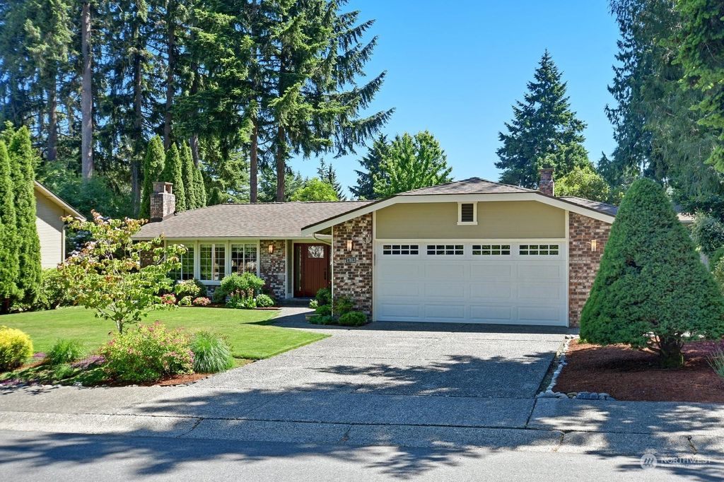 Photo of 17813 NE 26th Street, Redmond, WA 98052 (MLS # 2077833)