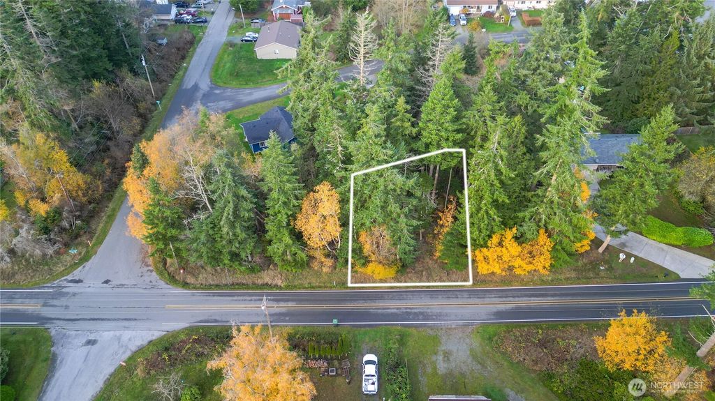 Photo of 0 XXX Ledgewood Beach Road, Coupeville, WA 98239 (MLS # 2458347)