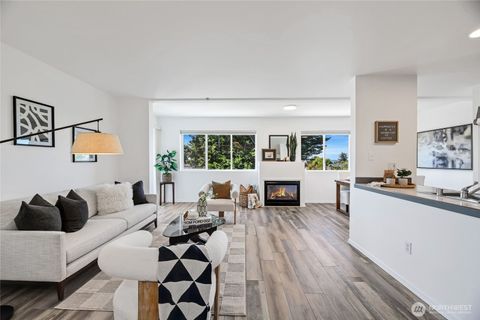 3717 California Avenue SW 304 Seattle WA 98116