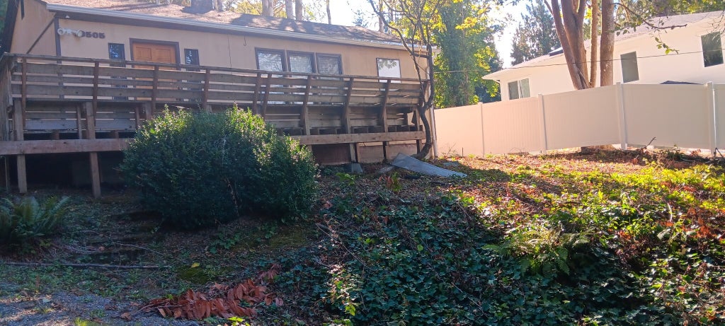 Photo of 19505 SE 24th Way Way, Sammamish, WA 98075 (MLS # 2596975)