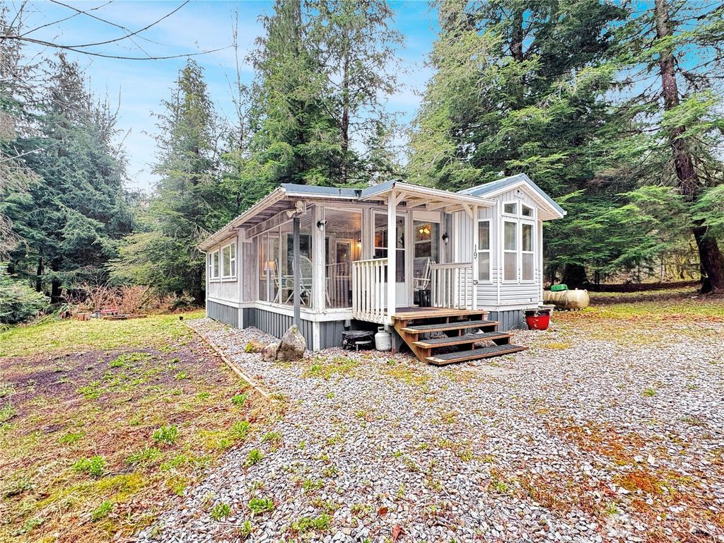 Photo of 19 7 Big Tree Drive, Deming, WA 98244 (MLS # 2504286)