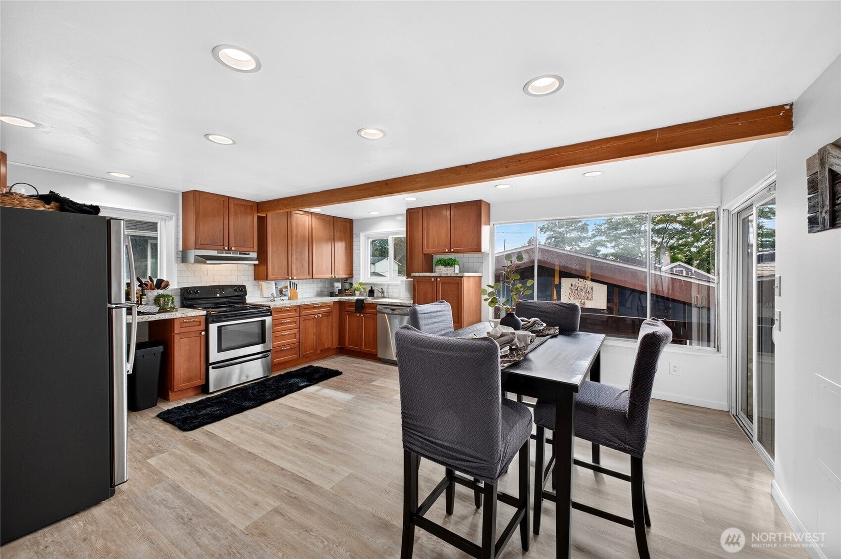 7236 S Wapato