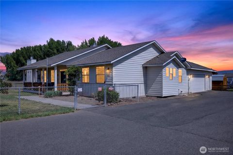 Photo of 1551 S Thorp Highway, Ellensburg, WA 98926 (MLS # 2543099)