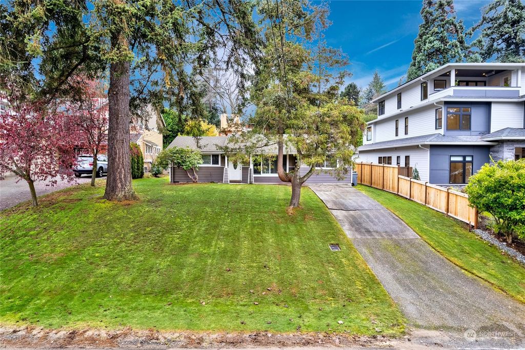 Photo of 1629 106th Avenue SE, Bellevue, WA 98004 (MLS # 2184313)
