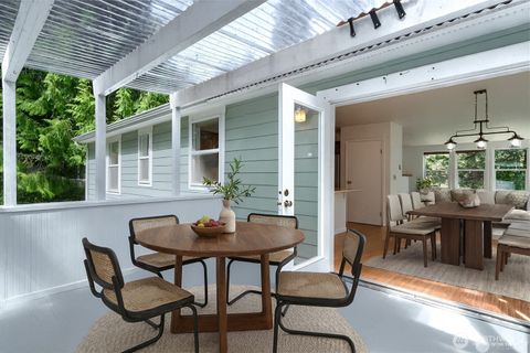 350 Stillaguamish Place La Conner WA 98257