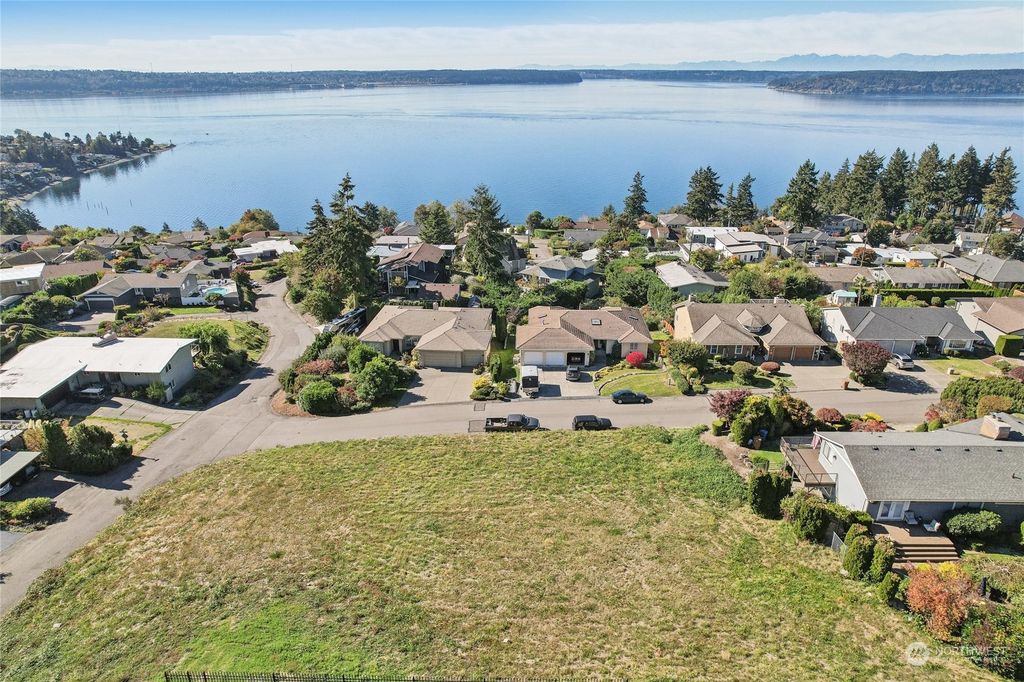Photo of 6001 Bayview Drive NE, Tacoma, WA 98422 (MLS # 2302208)
