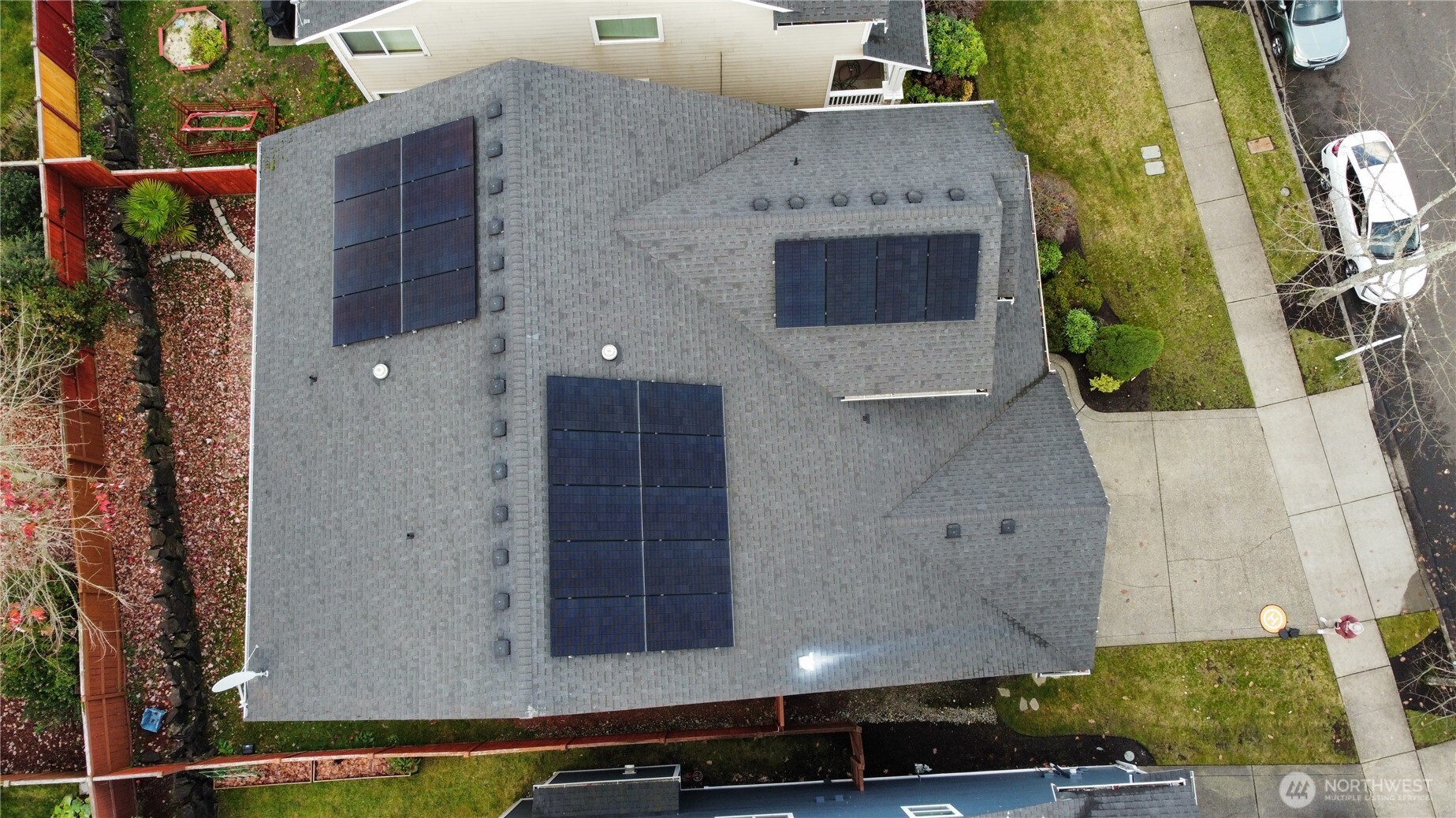 4433 Cashmere Drive NE