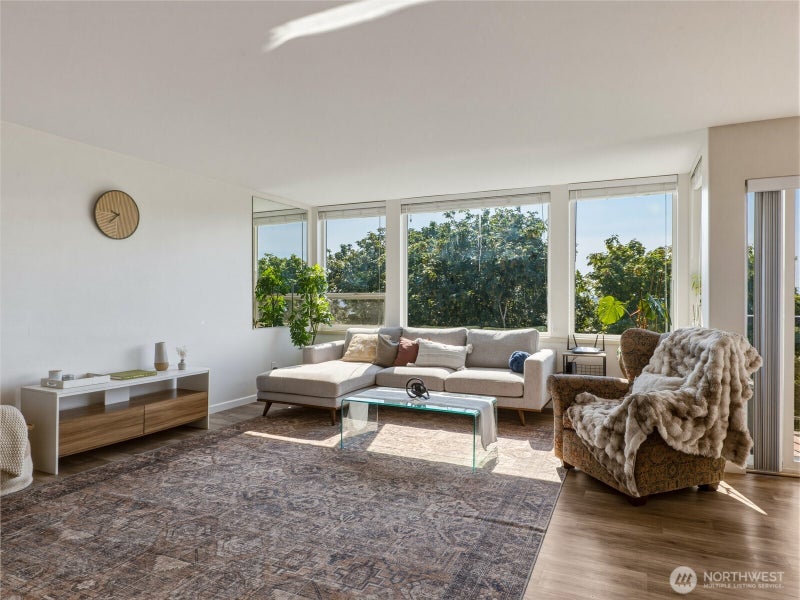 1111 S Atlantic Street 408