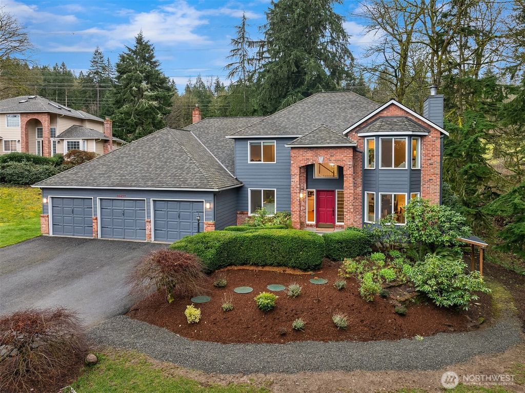 Photo of 16437 241st Avenue SE, Issaquah, WA 98027 (MLS # 2480378)
