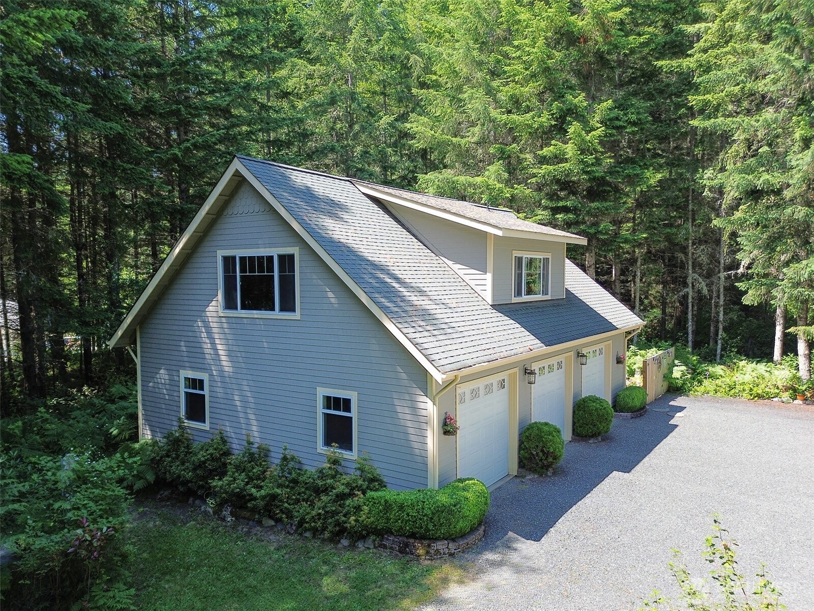 325 Evergreen View Parkway