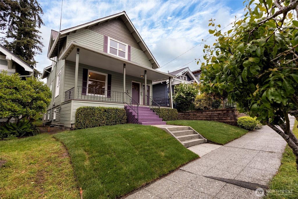 Photo of 1830 N 54th Street, Seattle, WA 98103 (MLS # 2525359)