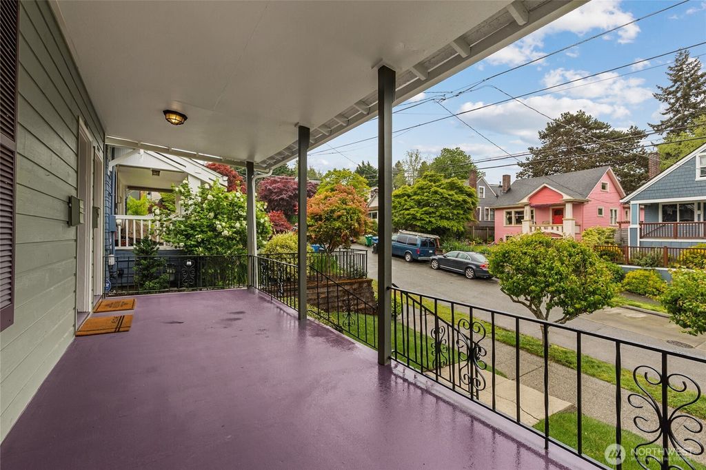 Photo of 1830 N 54th Street, Seattle, WA 98103 (MLS # 2525359)