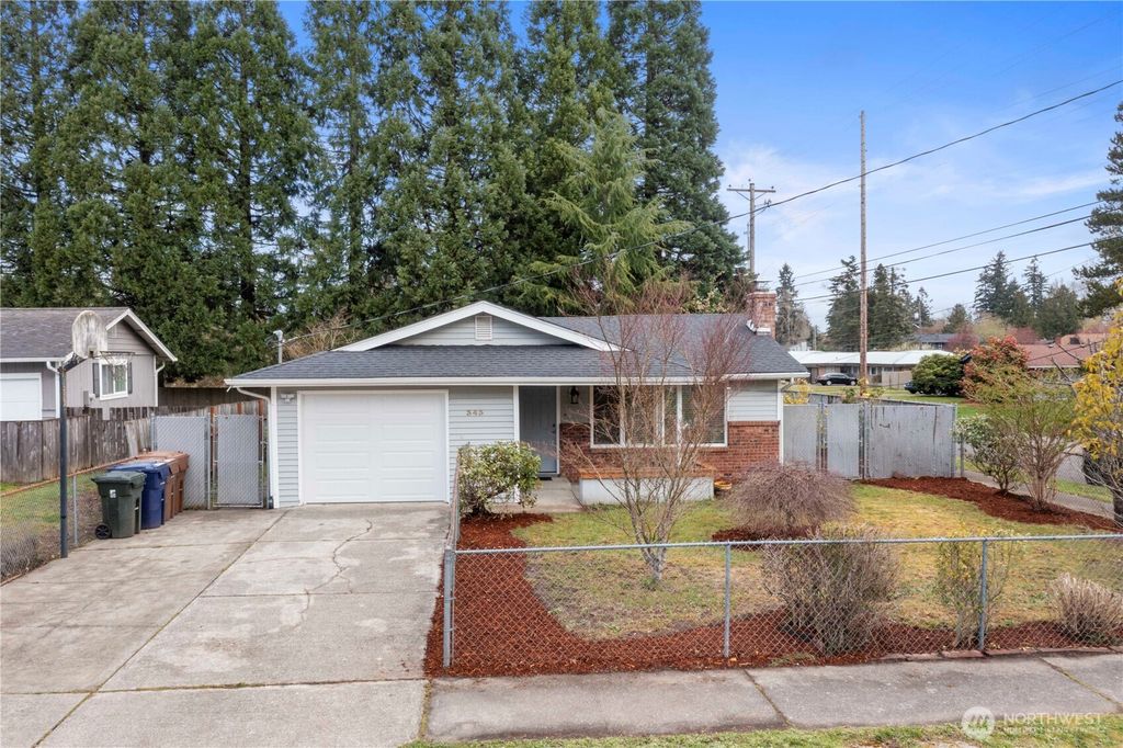 Photo of 343 E 91st Street, Tacoma, WA 98445 (MLS # 2502131)