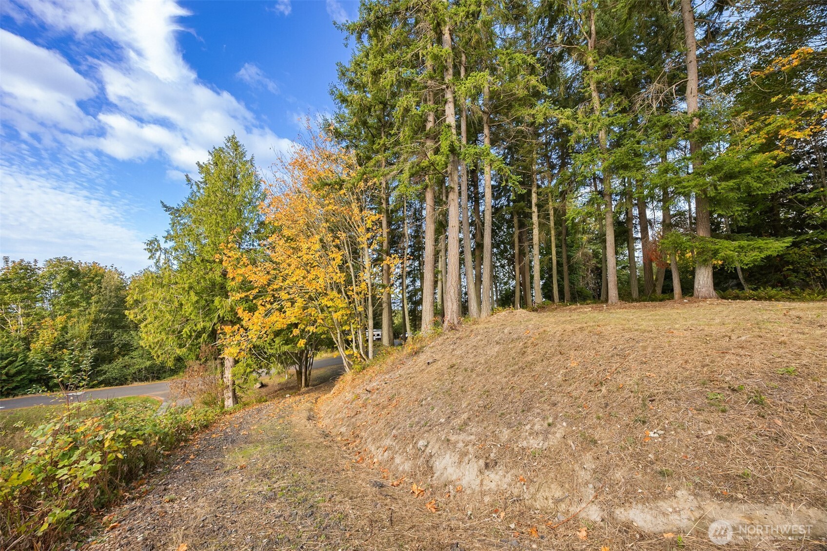 34464 Bridge View Drive NE