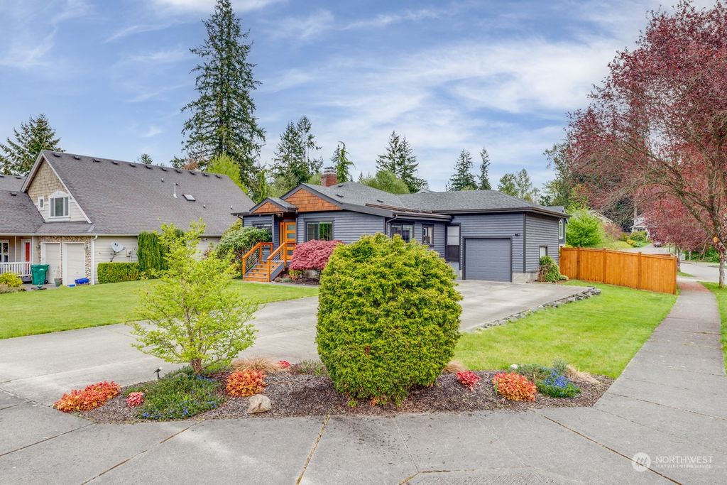 Photo of 5017 75th Avenue NE, Marysville, WA 98270 (MLS # 2060169)