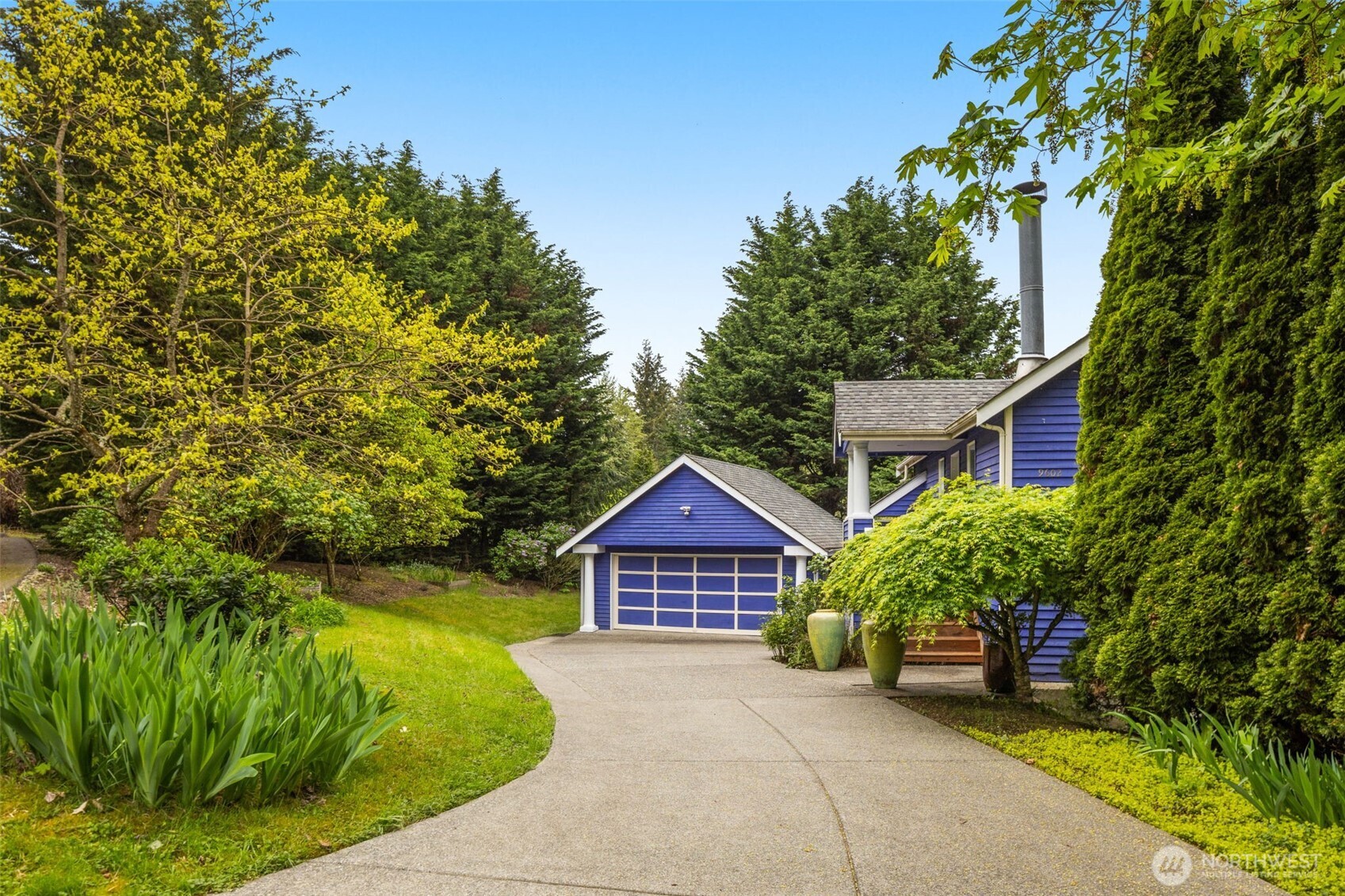 9602 NE 35th Place