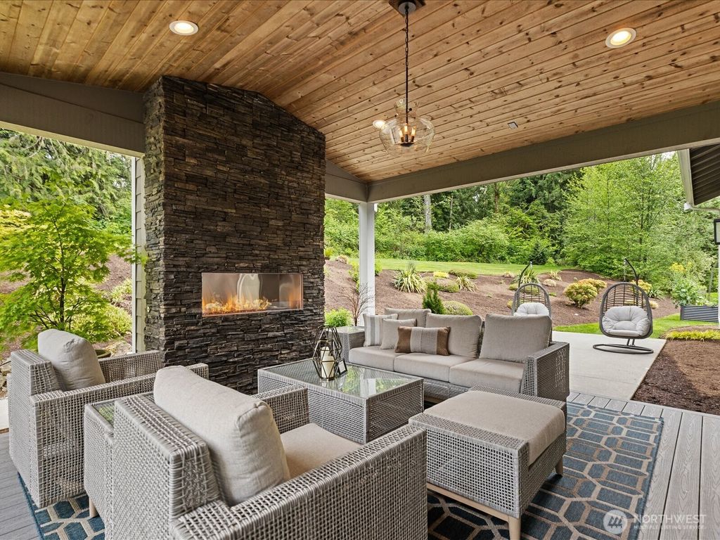 Photo of 20927 114th Avenue SE, Snohomish, WA 98296 (MLS # 2374491)