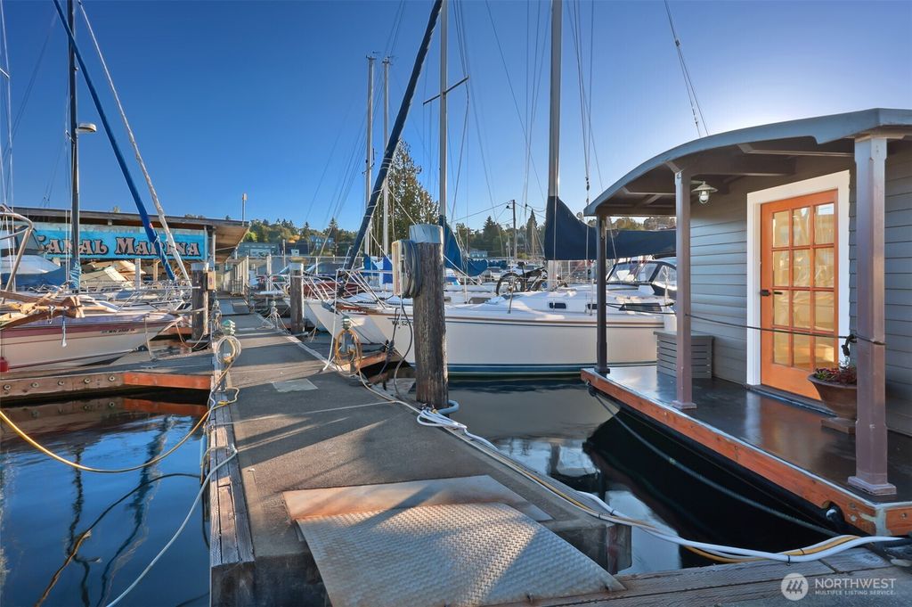 Photo of 360 W Ewing Street #C26, Seattle, WA 98119 (MLS # 2433618)