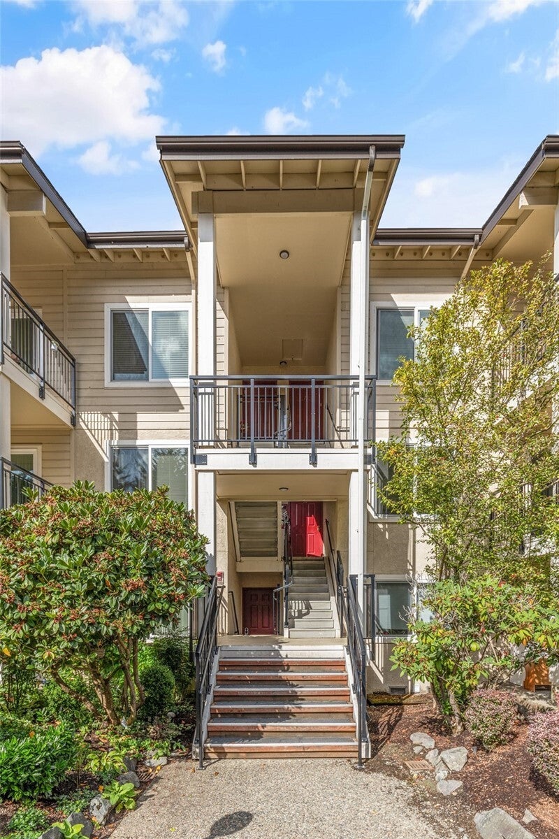 13626 NE 7th Street F10
