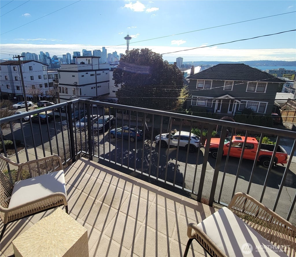 Photo of 116 Aloha Street #116, Seattle, WA 98109 (MLS # 2572446)