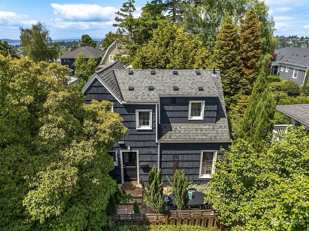 Photo of 2420 Westview Drive W, Seattle, WA 98119 (MLS # 2127899)
