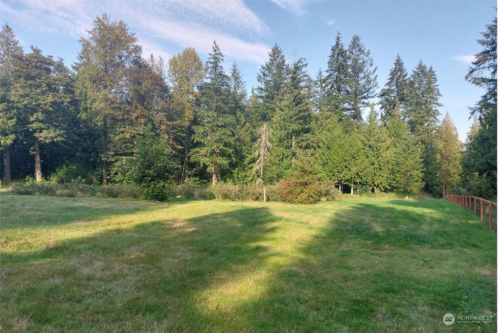 Photo of 13410 242nd Avenue NE, Woodinville, WA 98077 (MLS # 2295414)